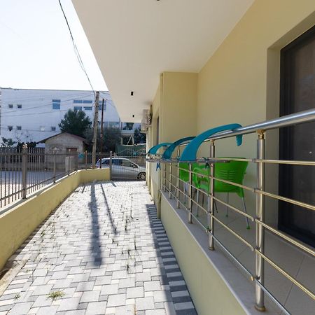 Vila Emi Apartment'S ดูร์เรส ภายนอก รูปภาพ