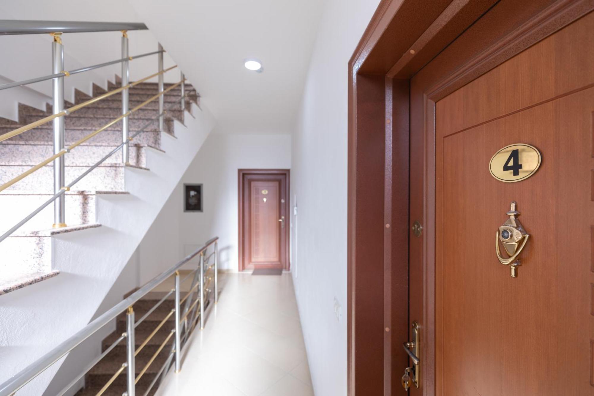 Vila Emi Apartment'S ดูร์เรส ภายนอก รูปภาพ